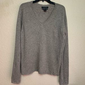 Tahari 100% Cashmere V-Neck Sweater